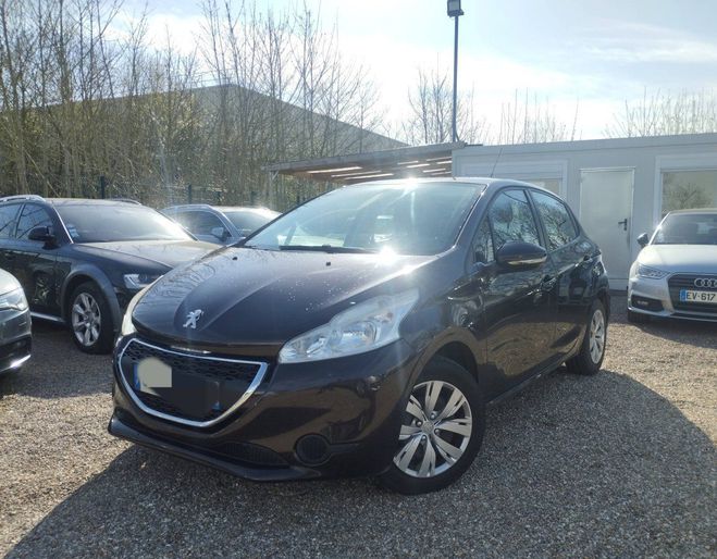 Peugeot 208 1.4 HDi FAP Active 5p ROUGE de 2013