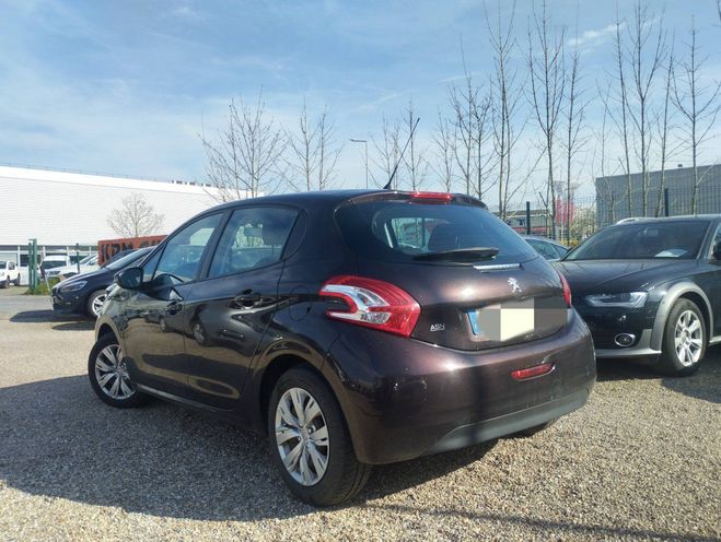 Peugeot 208 1.4 HDi FAP Active 5p ROUGE de 2013