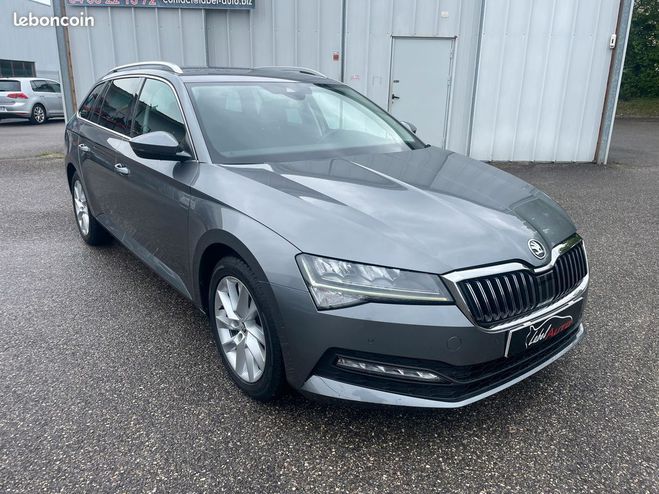 Skoda Superb Combi 2.0 TDI 150 Boite automatique DSG  Gris de 2022