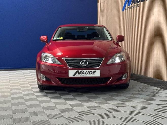 Lexus IS 250 IS250 V6 2.5 208 CH PACK SPORT ROUGE de 2006