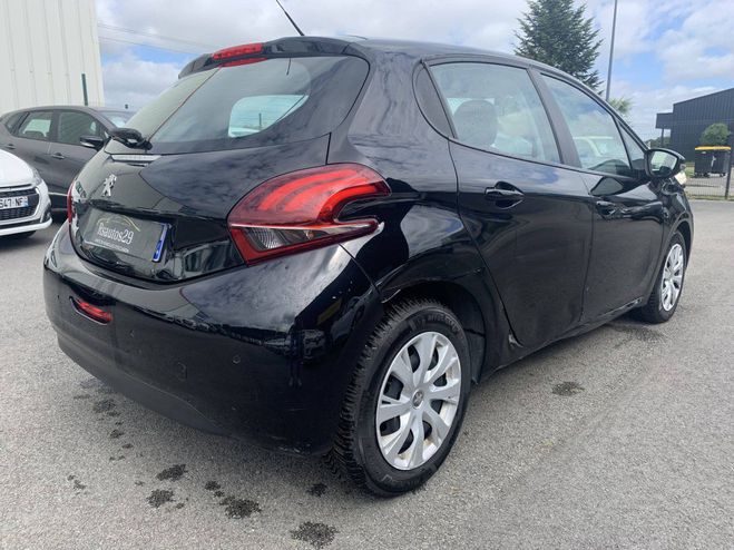 Peugeot 208 1.6 BlueHDi 75ch Active 5p NOIR de 2017