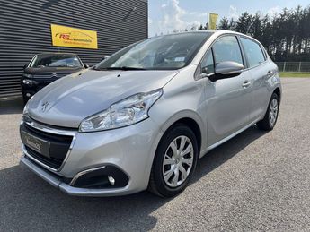  Voir détails -Peugeot 208 HDI 100ch BV6 CLIM/REGUL 5 PLACES à Quimperl (29)