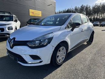  Voir détails -Renault Clio IV (B98) 1.5 dCi 75ch energy Life 5p à Quimperl (29)