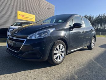  Voir détails -Peugeot 208 1.5 BlueHDi 100ch S&S Active à Quimperl (29)