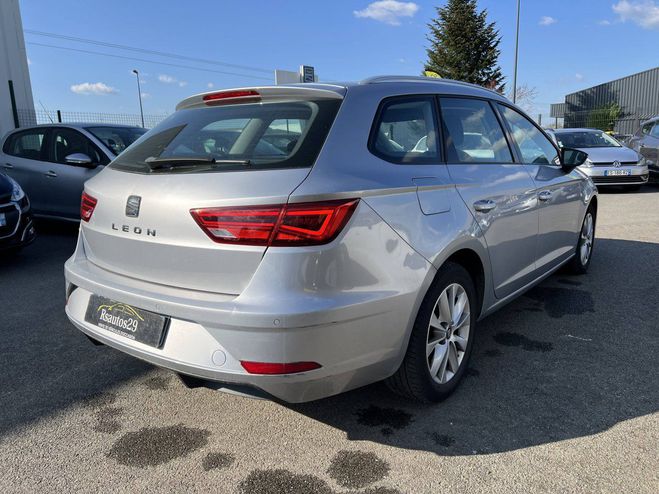 Seat Leon 1.6 TDI 115ch Urban GRIS C de 2019