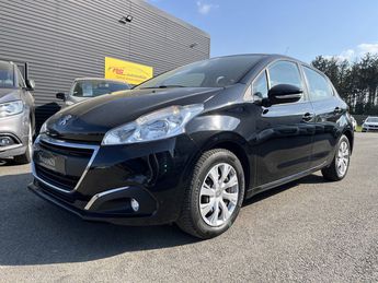  Voir détails -Peugeot 208 1.6 BlueHDi 75ch Active 5p à Quimperl (29)