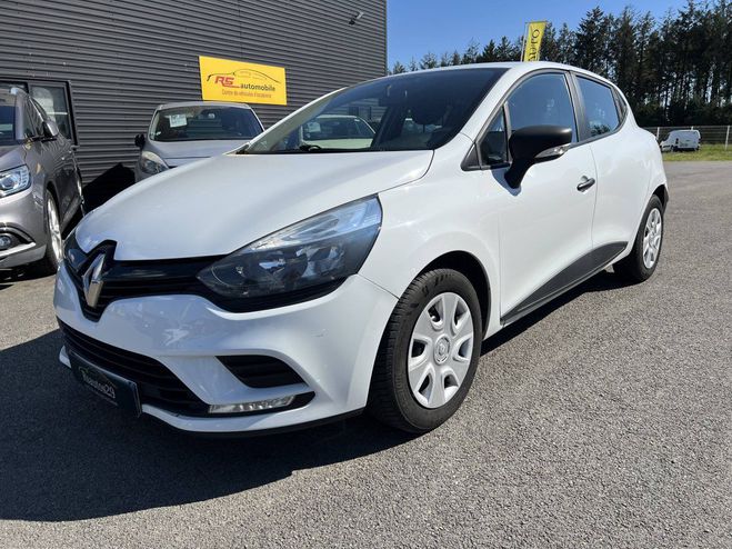 Renault Clio IV (B98) 1.5 dCi 75ch energy Zen 5p BLANC de 2018