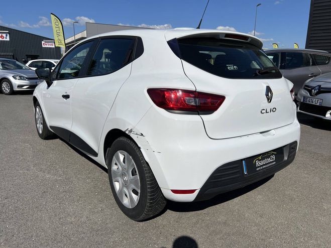 Renault Clio IV (B98) 1.5 dCi 75ch energy Zen 5p BLANC de 2018