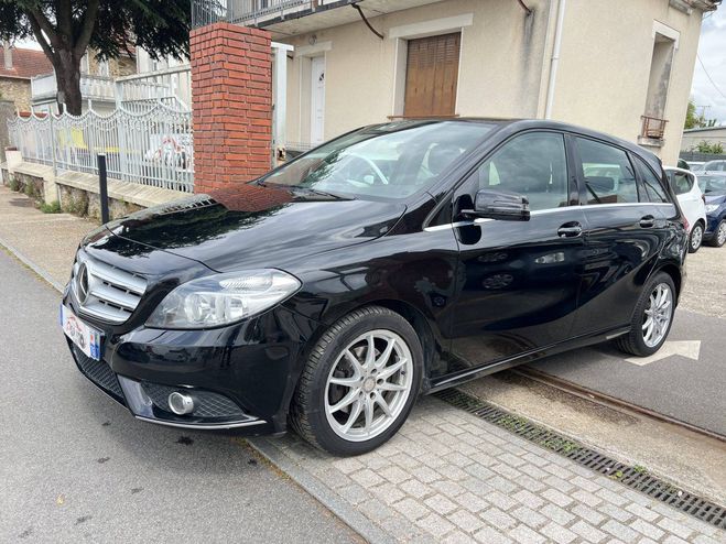 Mercedes Classe B II (W246) 200 CDI Sport 7G-DCT NOIR de 2012
