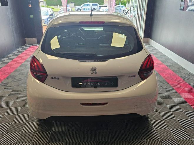 Peugeot 208 1.6 BlueHDi 75ch BVM5 Active Blanc de 2015