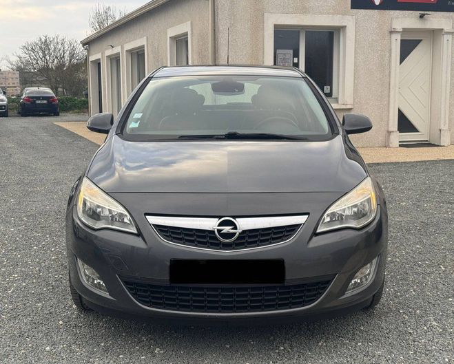 Opel Astra III 1.7 CDTI125 FAP Cosmo 5p GRIS C de 2010