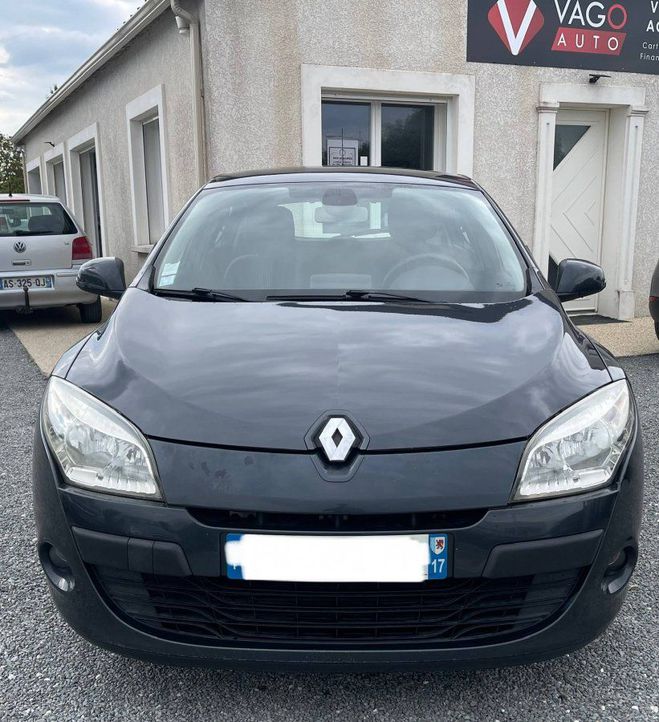 Renault Megane III 1.5 dCi 85ch Carminat TomTom NOIR de 2010