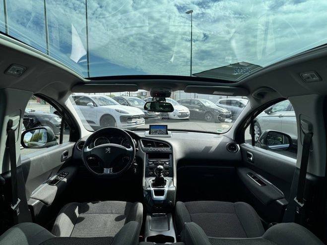Peugeot 5008 1.6 BlueHDi 120 GPS TOIT PANO CAMERA 7PL GRIS de 2016