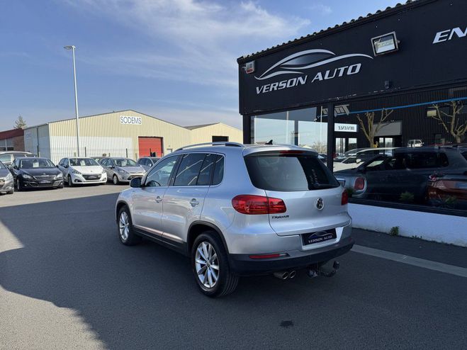 Volkswagen Tiguan 2.0 TDi LOUNGE GPS TEL CLIM REGULATEUR GRIS de 2015