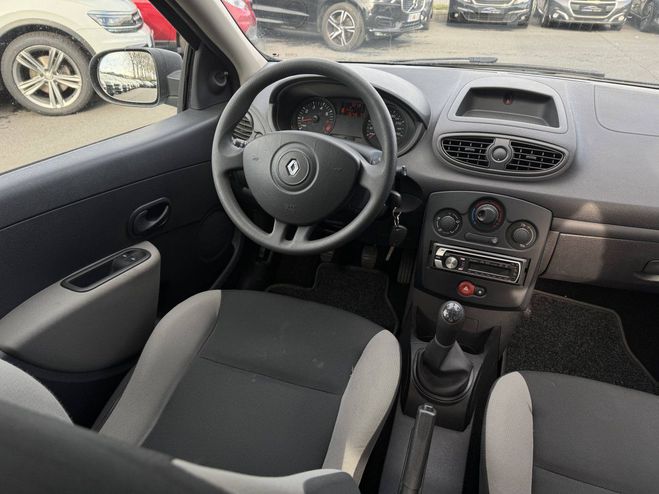 Renault Clio 1.2 75 GPL 5p 51 000 KMS BLANC de 2010