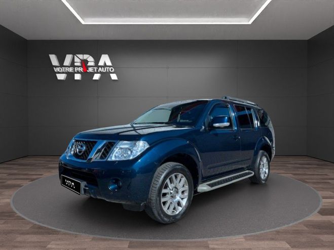 Nissan Pathfinder 2.5 dCi LE ? 190 ch 4x4 BVA 7 places Cui Bleu de 2011