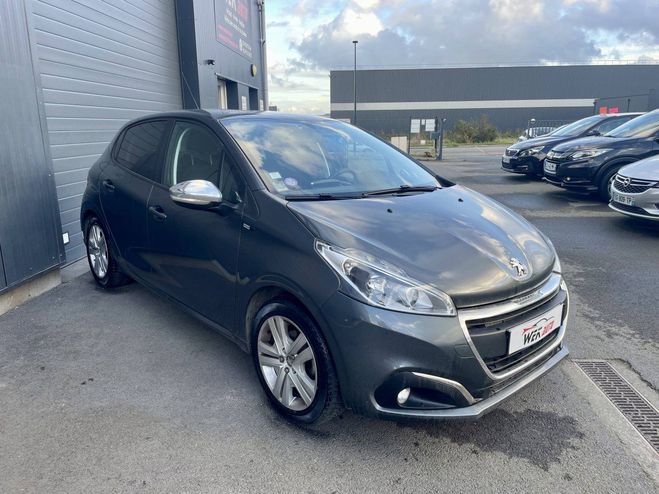 Peugeot 208 1.2 82ch Style 5p GRIS de 2016