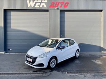  Voir détails -Peugeot 208 1.0 VTi 68ch BVM5 LIKE 3P à Bral-sous-Montfort (35)