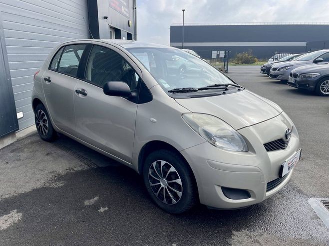 Toyota Yaris II 69 VVT-i In 5p BEIGE de 2010