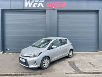  Voir détails -Toyota Yaris III HSD 100h Dynamic 5p à Bral-sous-Montfort (35)