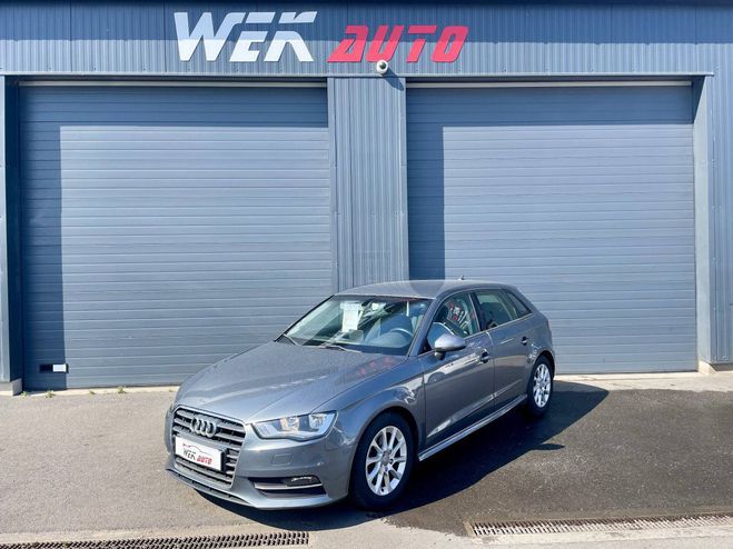 Audi A3 III 1.6 TDI 110ch ultra FAP Attraction GRIS de 2015