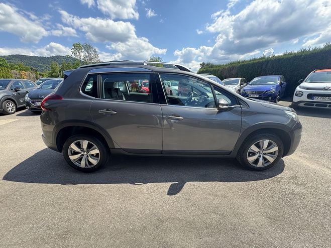 Peugeot 2008 1.6 BLUEHDI 100CH ALLURE GRIS F de 2017