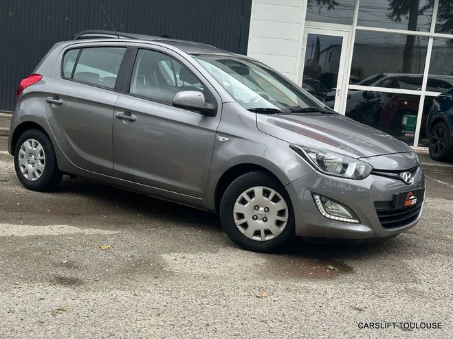 Hyundai I20 1.1 CRDI 75Cv PACK INVENTIVE - Gris Mtallis de 2012