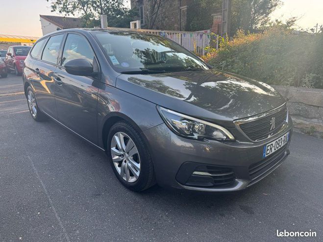 Peugeot 308 SW1.2l 110cv ACTIVE GARANTIE Gris de 2017