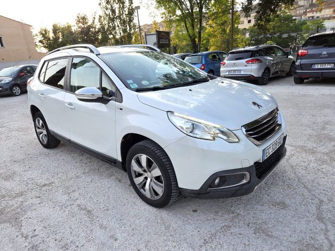 Peugeot 2008 Style BHDi 100 ch Blanc de 2016