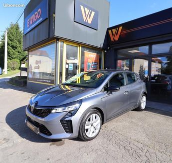  Voir détails -Renault Clio 1.0 TCE 100CH EVOLUTION + CARPLAY SANS F à Bourgoin-Jallieu (38)