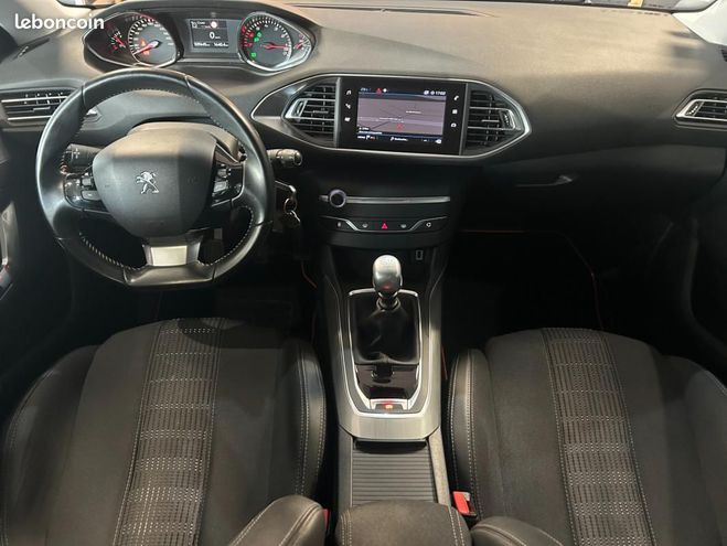 Peugeot 308 GENERATION-II 1.2 PURETECH 130 ALLURE ST Autre de 2018