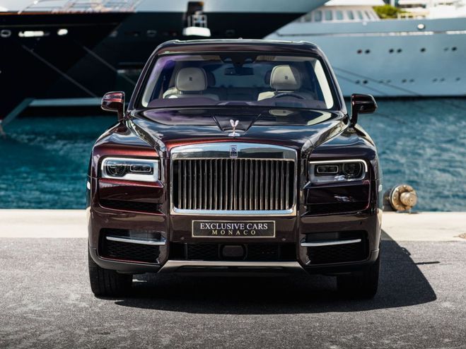 Rolls royce Cullinan 6.8 V12 BI-TURBO 571 CV - MONACO Bohemian Red Mtal de 