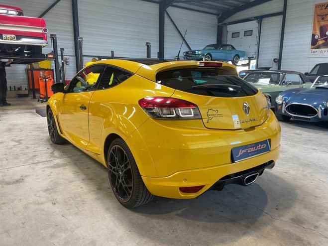 Renault Megane III RS TROPHY 265 ch N 384 2.0 JAUNE SIRIUS de 2011