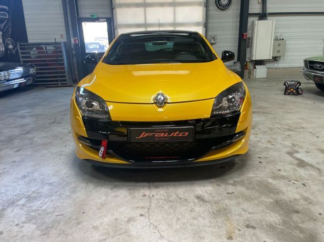 Renault Megane III RS TROPHY 265 ch N 384 2.0 JAUNE SIRIUS de 2011