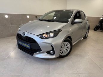  Voir détails -Toyota Yaris IV 1.5 HYBRIDE 116H DYNAMIC BUSINESS 1ER à  La Buisse (38)
