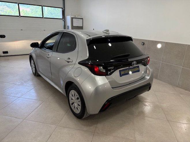 Toyota Yaris IV 1.5 HYBRIDE 116H DYNAMIC BUSINESS 1ER GRISE de 2023