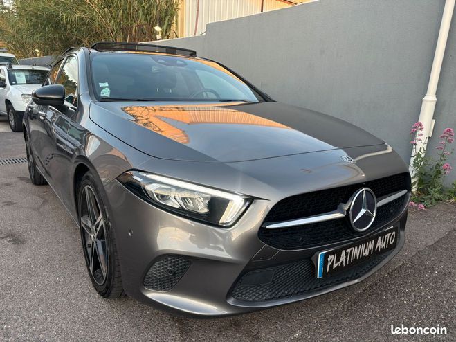 Mercedes Classe A IV 180 D Progresive Line 7G-DCT Gris de 2019