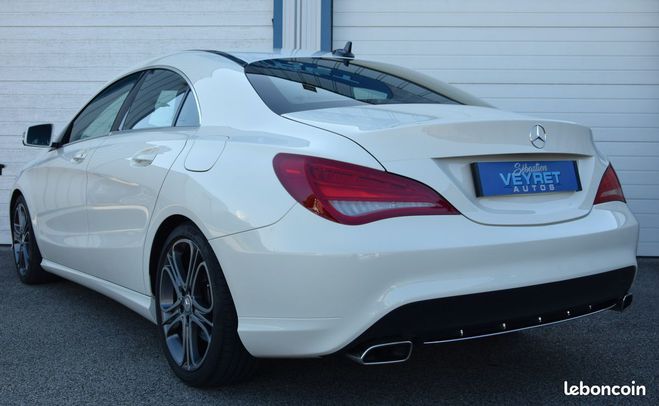 Mercedes Classe CLA Classe 200 SENSATION 156 7g-DCT SUIVI RE Blanc de 2015