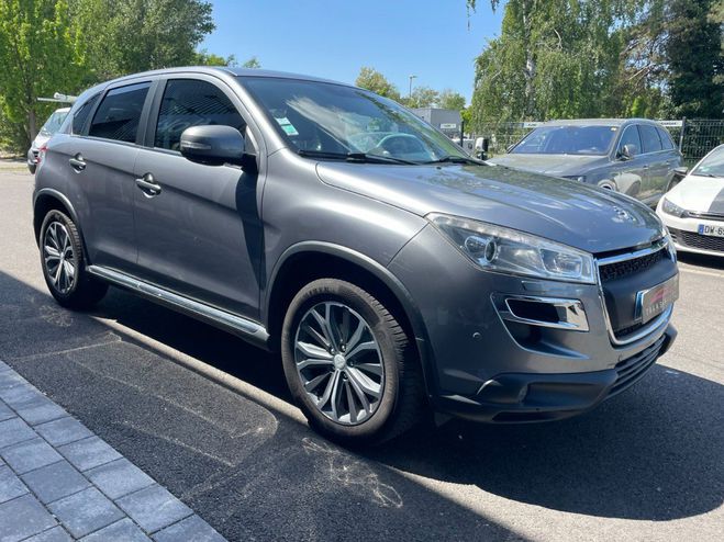 Peugeot 4008 1.6 hdi 115ch avec 4 roues motrices navi GRIS de 2012