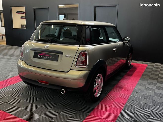 Mini One HATCH R56 1.6 D 90 Gris de 2010