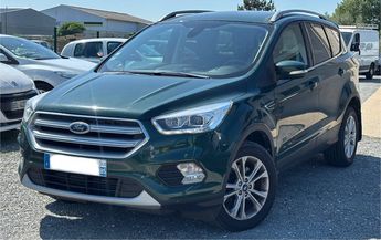  Voir détails -Ford Kuga II 2.0 TDCi 150ch Titanium 4x4 à Saint-Médard-d'Aunis (17)