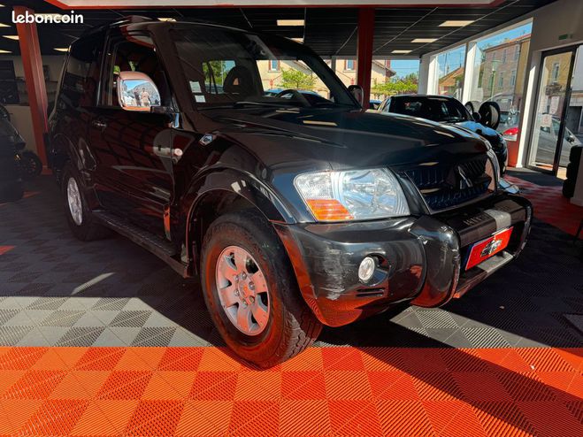 Mitsubishi Pajero COURT 4x4 3.2 DI-D BVA 160 cv Noir de 2003