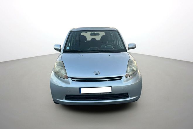 Daihatsu Sirion 1.3 VVT BVA Grise de 2006