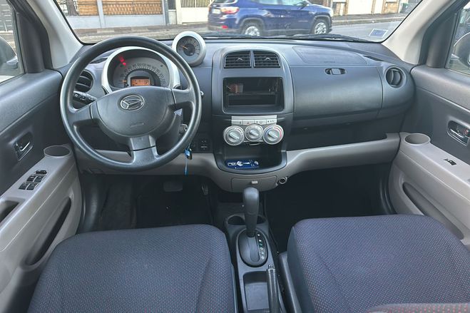 Daihatsu Sirion 1.3 VVT BVA Grise de 2006