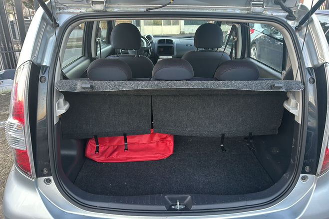 Daihatsu Sirion 1.3 VVT BVA Grise de 2006
