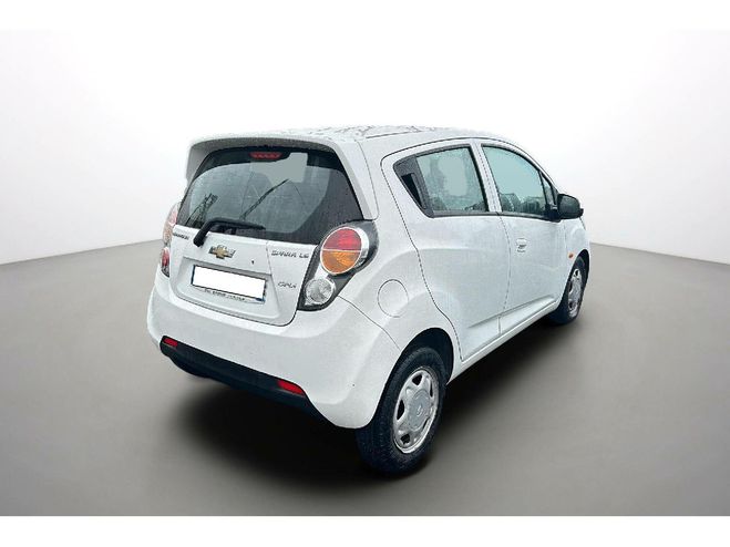 Chevrolet Spark 1.0 16V - 68 GPL LS Blanche de 2011