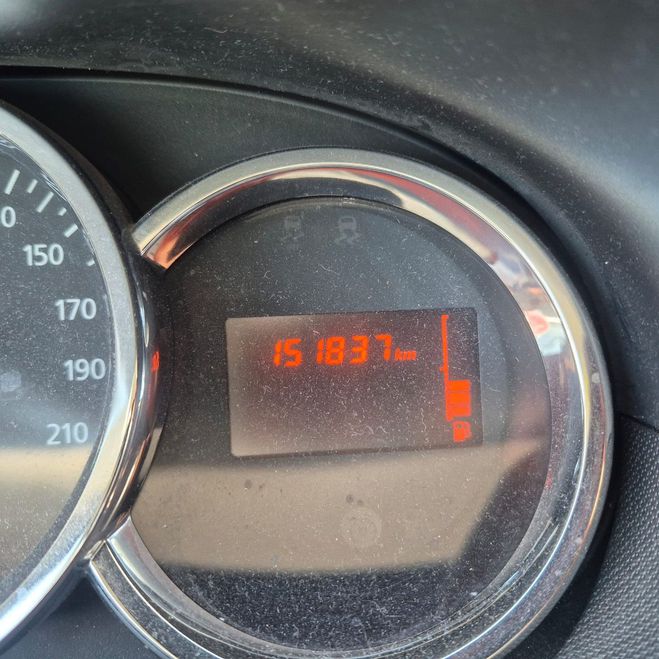 Dacia Duster (2) 1.5 DCI 110 PRESTIGE 4X2 BELLE AFFAI Bleu de 2015