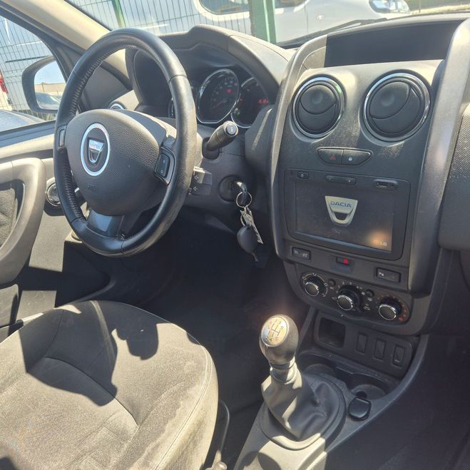 Dacia Duster (2) 1.5 DCI 110 PRESTIGE 4X2 BELLE AFFAI Bleu de 2015