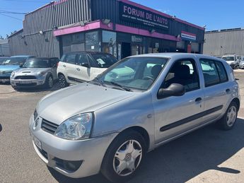  Voir détails -Renault Clio II (2) CAMPUS 1.2 60 GPL .COM 5P à Coignires (78)