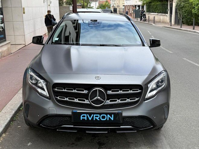Mercedes Classe GLA (2) 180 SENSATION 1er main Gris Mat Gris Anthracite Mtallis de 2018